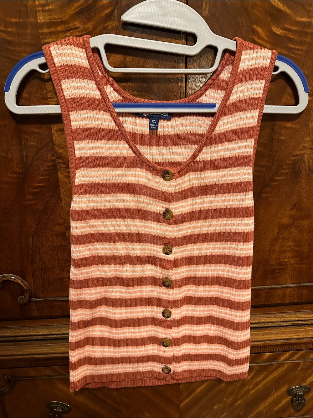 Striped Button-Front Ribbed Tank Top - Rust & Cream